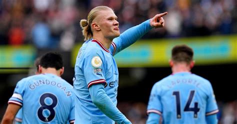 Haaland’s hat trick leads Manchester City past Wolves.